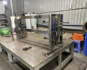 Gia công hàn inox tại Hóc Môn theo yêu cầu trọn gói