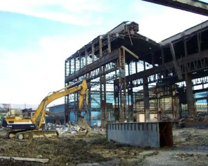 Dịch Vụ Đập Phá, Tháo Dỡ Công Trình Tại Trảng Bom Uy Tín