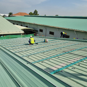 Nhà thầu thay tôn, lợp tôn kho xưởng, khu công nghiệp uy tín giá tốt