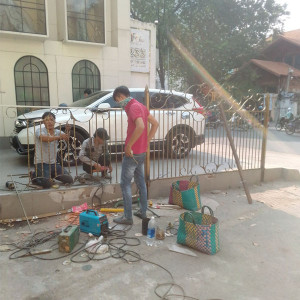Dịch vụ sửa chữa cải tạo hàng rào sắt và tường rào sắt giá rẽ